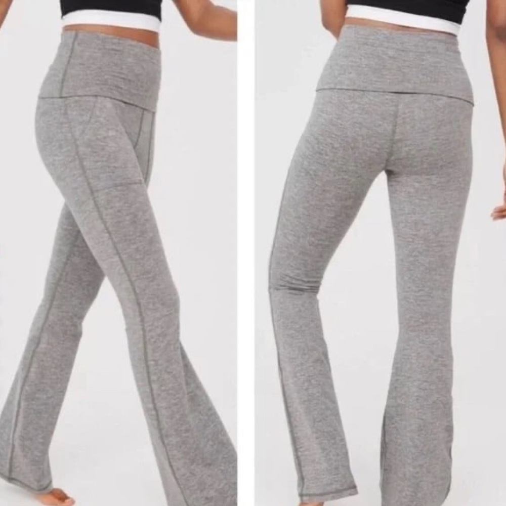 Offline by Aerie The Hugger Fold-over Flare Hi-Rise Pant Size L - Picture 2 of 9